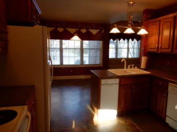 5th image of 1141 Andover Forest Dr