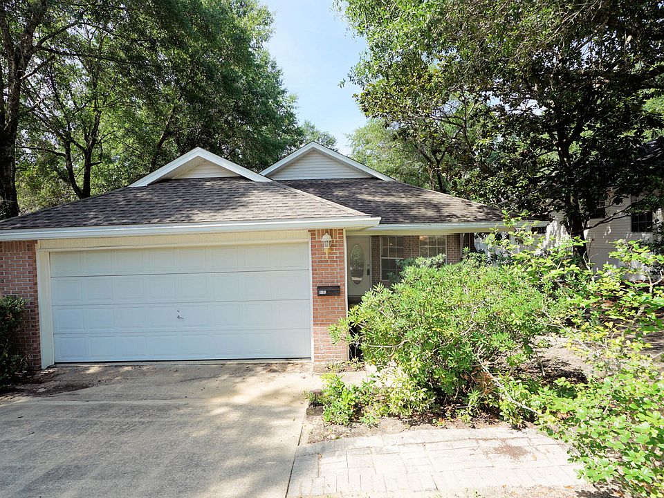 1st image of 1088 Forest Lake Ter