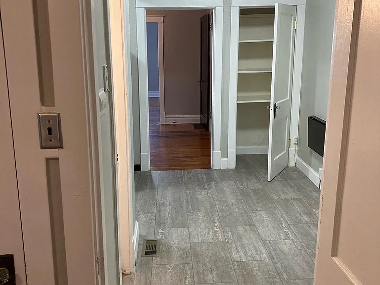 6528 Clayton Ave #1W — Photo 9