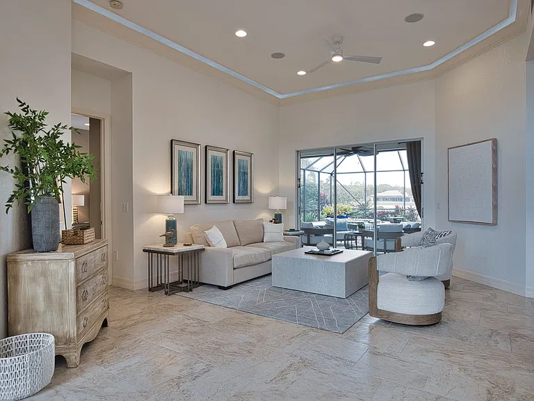 630 Khyber Ln — Photo 9