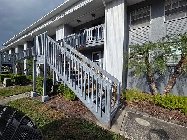 4821 W McElroy Ave #D210