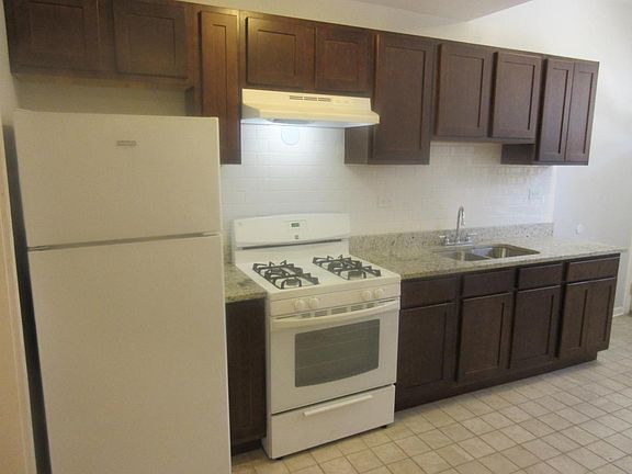 2nd image of 2009 N Karlov Ave Floor 1