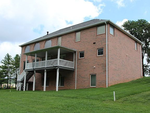 5th image of 4101 Plantation Dr