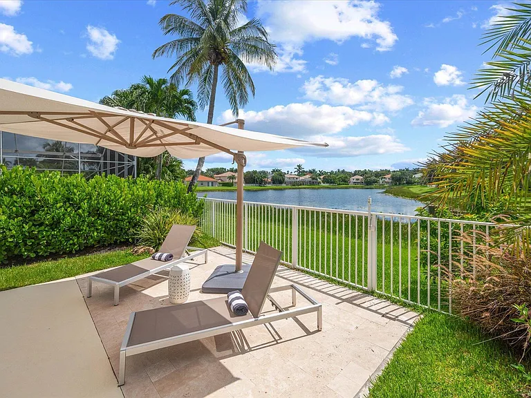 4145 Bahia Isle Cir — Photo 37
