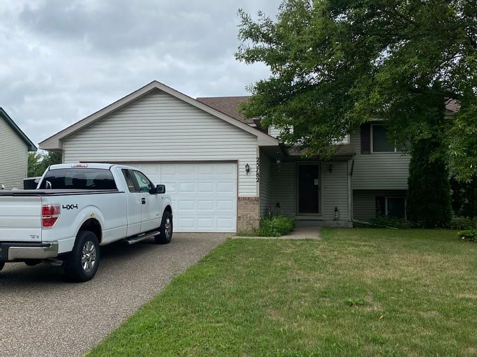 1st image of 25782 Goldfinch Ave