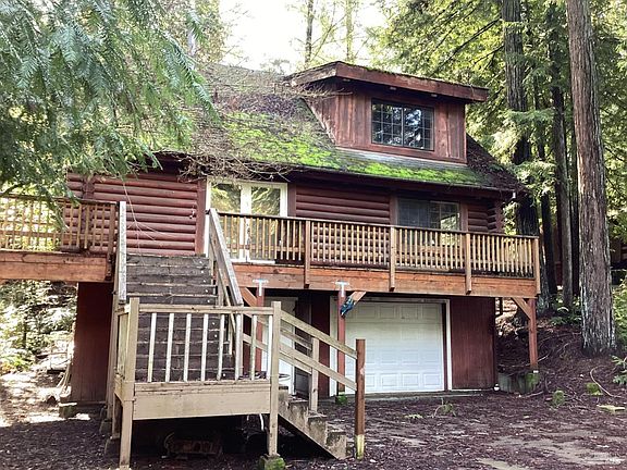 2nd image of 1861 Primrose Drive