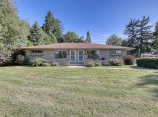 1513 Northview Rd #1515, Waukesha, WI 53188