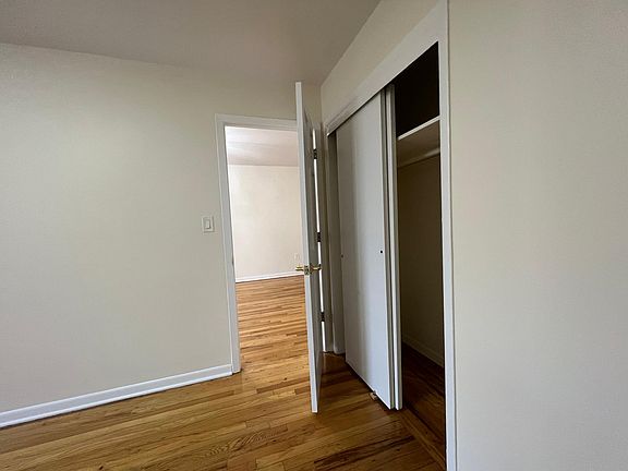 5th image of 7421 58th Ave #1