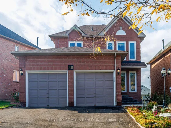39 Chiswick Cres, Aurora, ON L4G 6P1