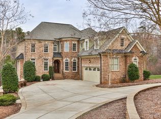 4013 Bankshire Ln, Raleigh, NC 27603