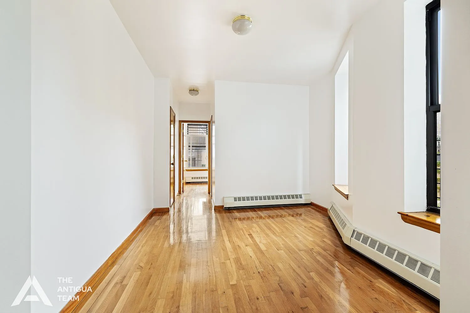 316 West 47th Street — Photo 2