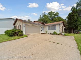 6029 Ellendale Dr, Lansing, MI 48911
