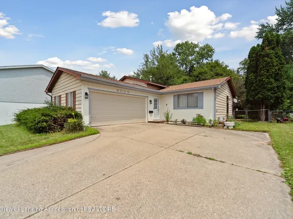 6029 Ellendale Dr, Lansing, MI 48911