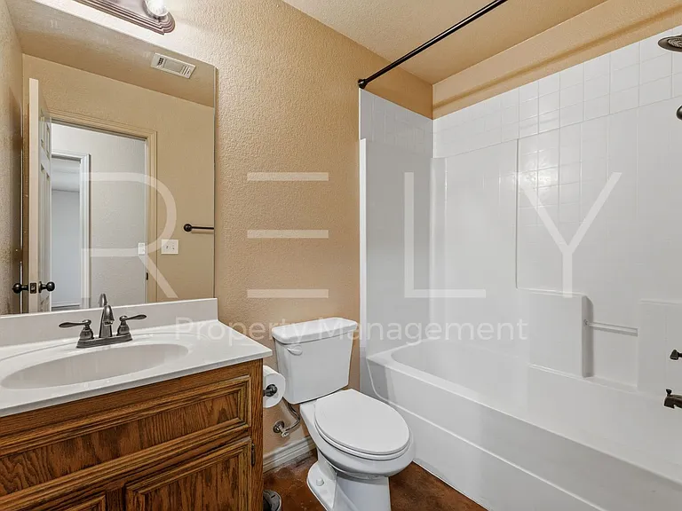 603 W Karey Dr — Photo 23