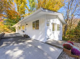 2028 Wallow Hollow Rd, Nashville, IN 47448