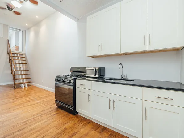 69 Cooper St #3R, New York, NY 10034