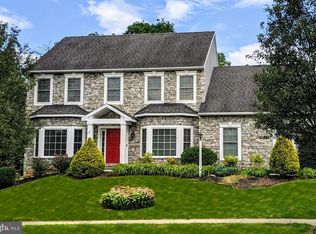 902 Espenshade Ct, Hummelstown, PA 17036