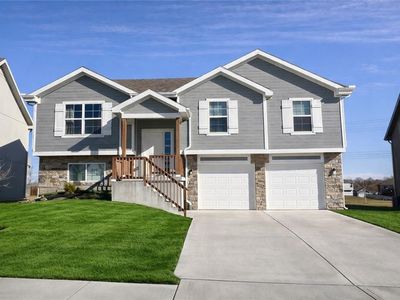 709 Shane Ln, Belton, MO, 64012