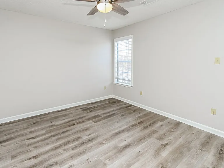 1029 Appling Meadow Dr — Photo 13