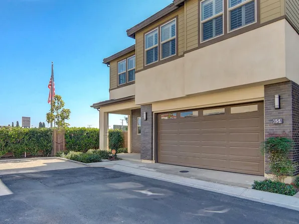 651 Breakaway Ln, Costa Mesa, CA 92627