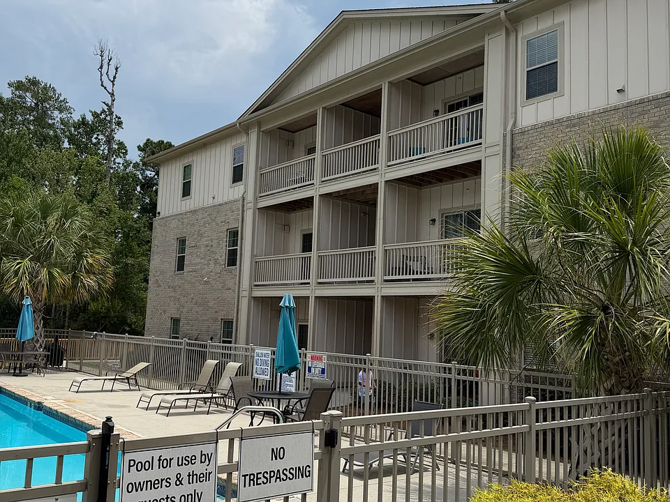 123 Covil Ave #104