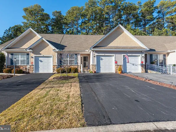 35 Hatteras St, Berlin, MD 21811