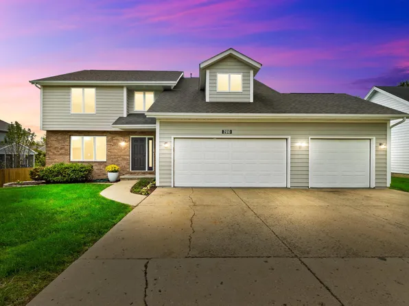 2910 W Wildlife Dr, Peoria, IL 61614