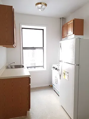 Rented by New York Residence | media 9