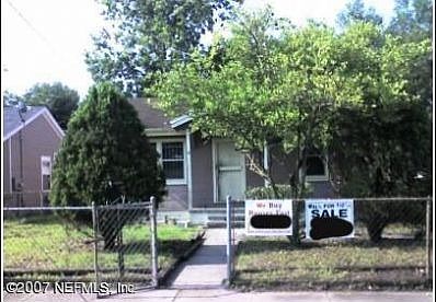 1st image of 1810 E 23rd St