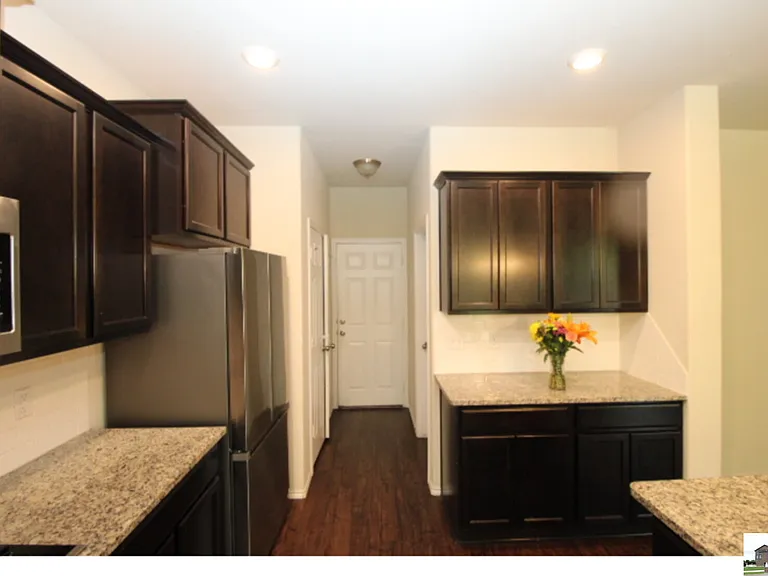 1202 Stonewall Rdg — Photo 10