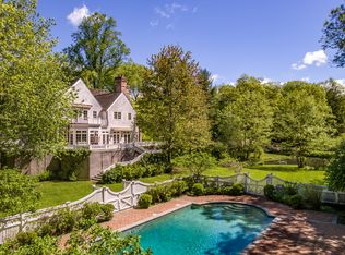 6 Taylor Ln, Harrison, NY 10528