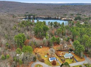 8 Metacomet Cir, Belchertown, MA 01007