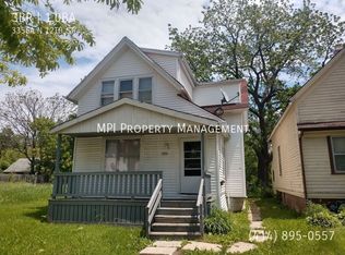 3356 N 12th St #A, Milwaukee, WI 53206