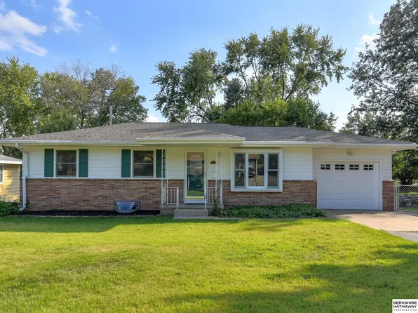 3109 Evelyn St, Bellevue, NE 68147