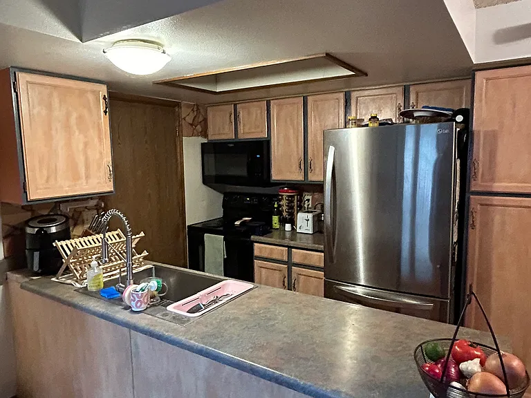 1735 S Allison St #B — Photo 4