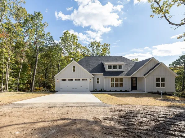 9 Cockerham Ln, Bella Vista, AR 72714