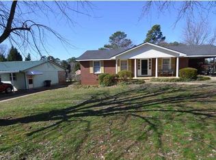 2413 Dunbrooke St, Florence, AL 35630