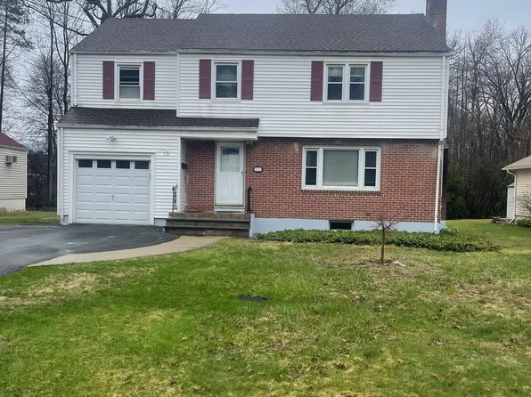 15 Lawler Road, West Hartford, CT 06117