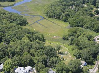 3 School House Rd, Mystic, CT 06355