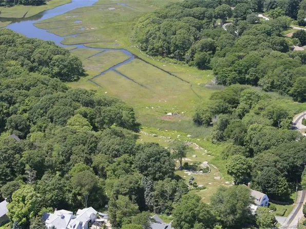 3 School House Road, Stonington, CT 06355