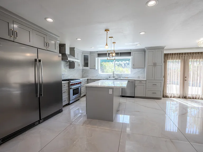 19314 Yolie Ln — Photo 13