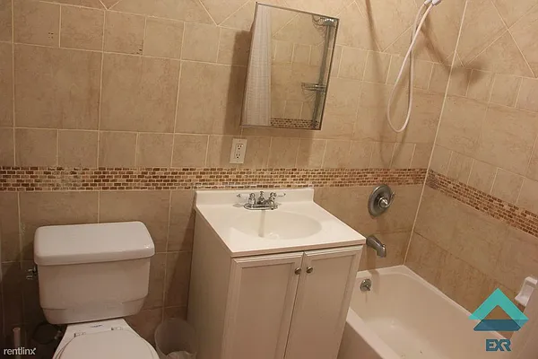 Rented by EXR | media 6