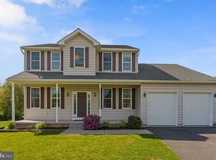997 Andrews Ln, Lansdale, PA 18073