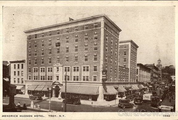 The Hendrick Hudson Apartments - Historic Photo