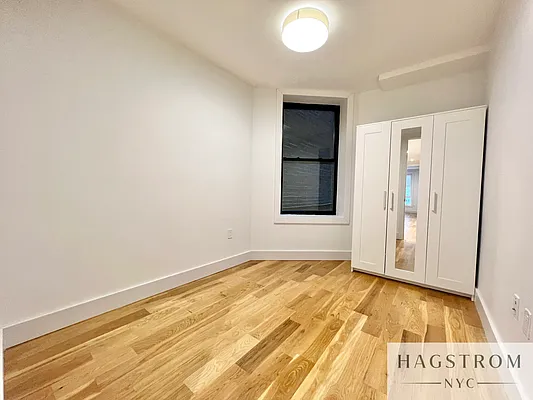 Rented by Hagstrom Management Inc | media 29