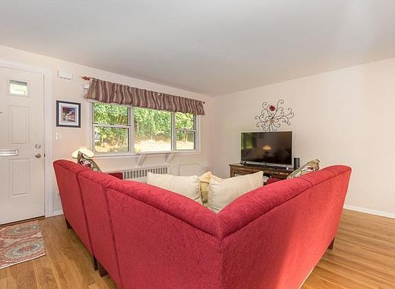 2nd image of 88 Charter Cir #88