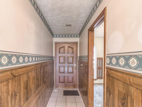 5th image of 1121 W Chambers Ct