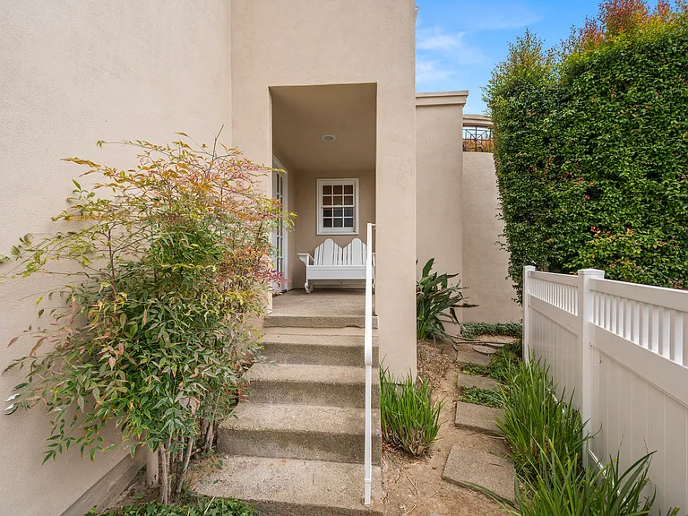 7612 Hillside Dr — Photo 53