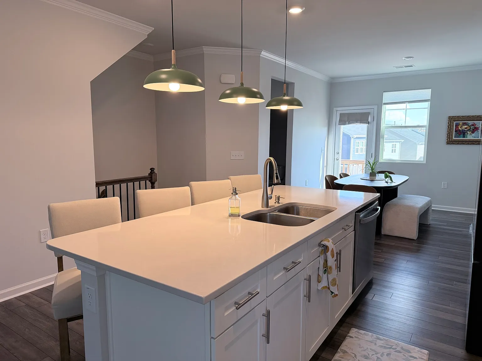 646 Gimari Dr — Photo 3