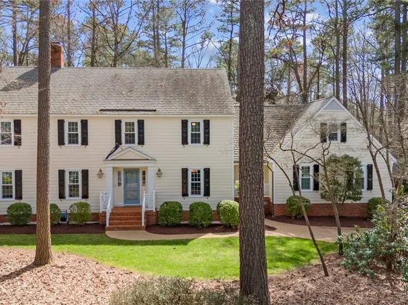 10003 Ashbridge Pl, Henrico, VA 23238